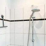 아파트 3 Bedroom Lovely In *