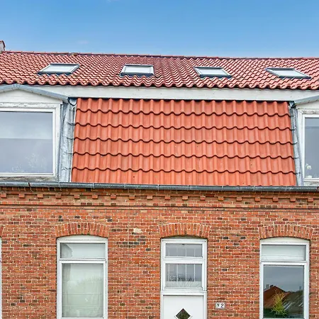 Daire 3 Bedroom Lovely In *