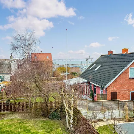 3 Bedroom Lovely In *